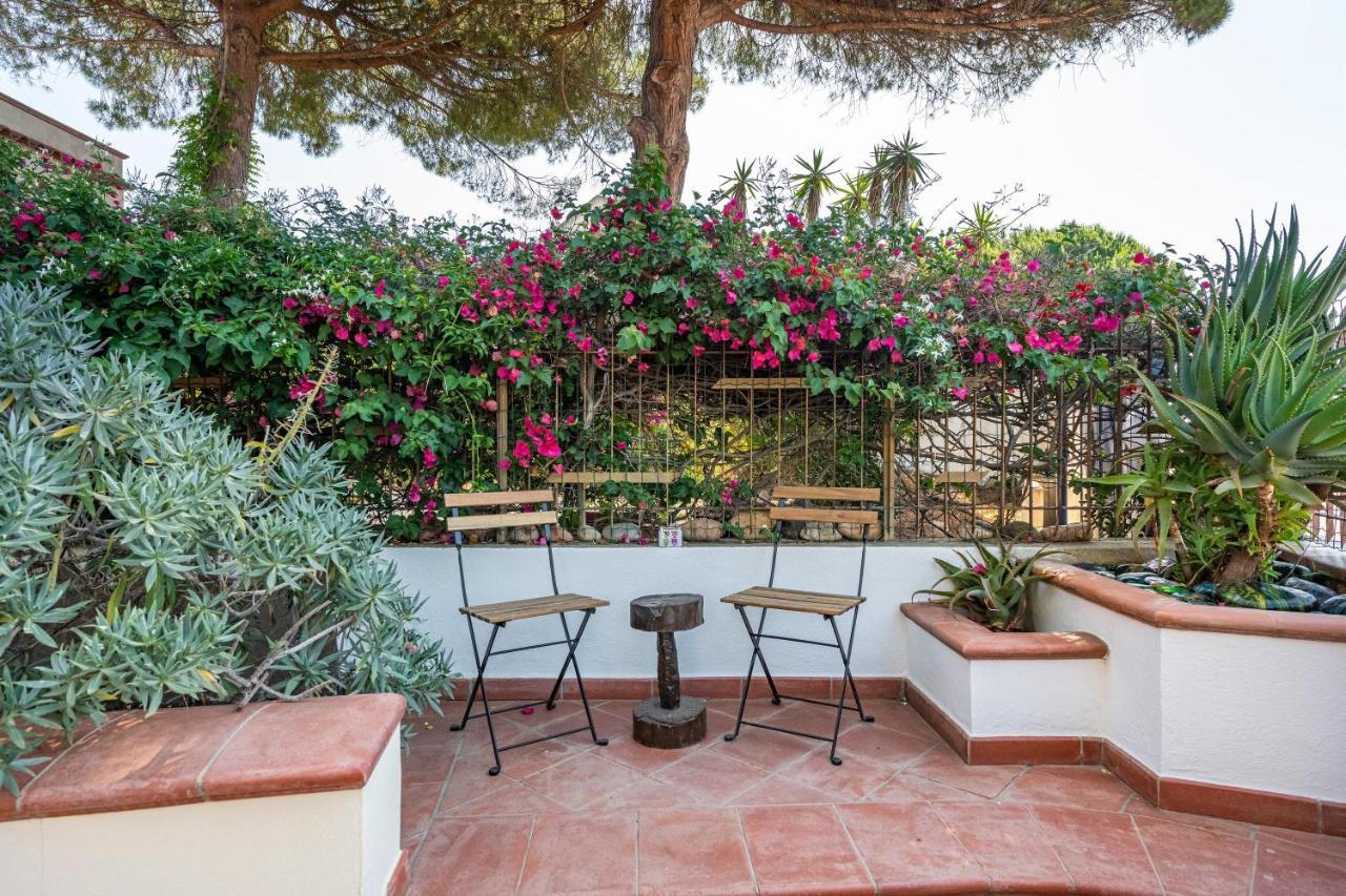 La casa davanti al mare Quartu SantʼElena Esterno foto